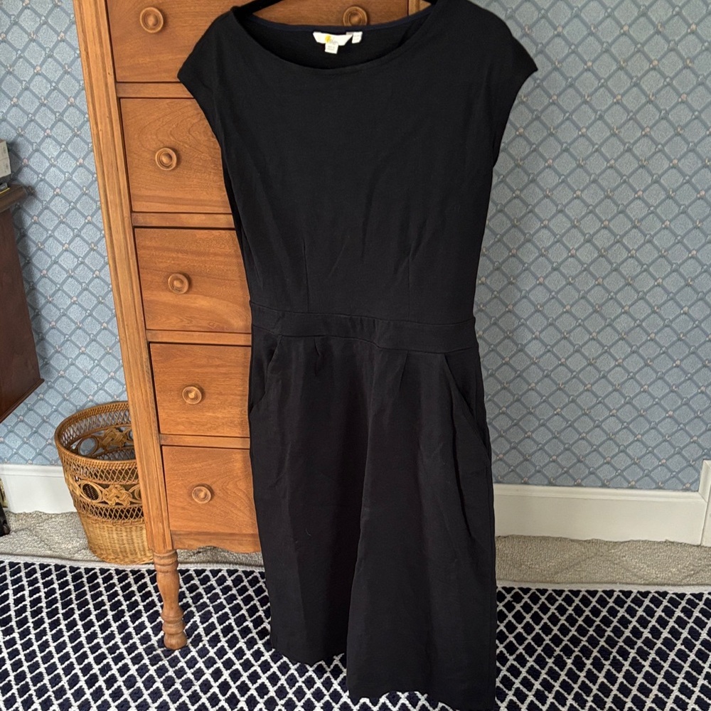 Boden Black 💯 Cotton Cap Sleeve Dress